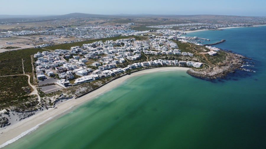 4 Bedroom Property for Sale in Paradise Beach Western Cape